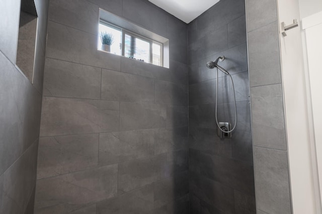3306 N Ladalia Dr, Coeur D Alene, ID 83814 - bathroom with tiled shower