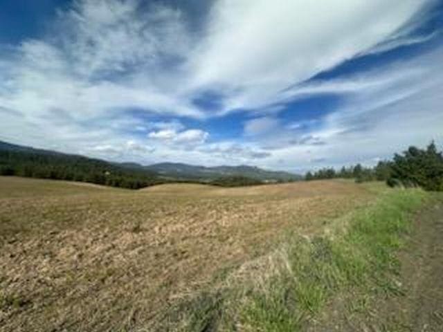 000 E Horton Rd, Rockford, WA 99030