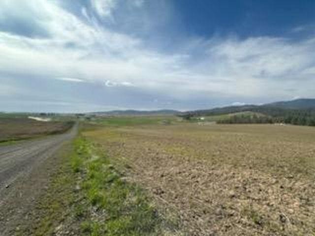 000 E Horton Rd, Rockford, WA 99030