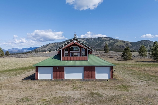 view of outdoor structure featuring an outdoor structure and a mountain view