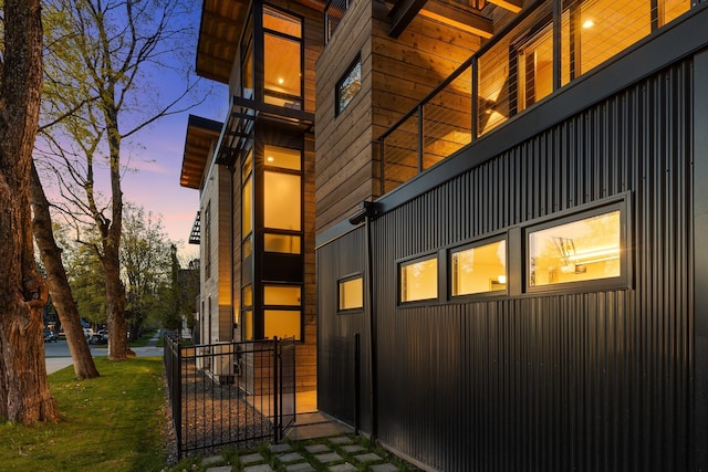 view of home's exterior