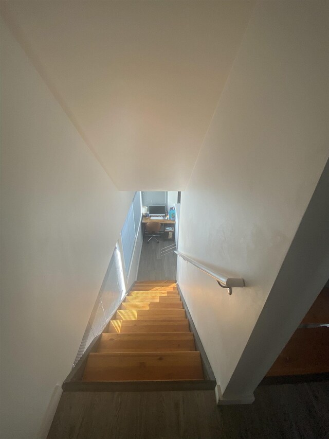 904 E Indiana Ave, Spokane, WA 99207 - stairs with wood finished floors