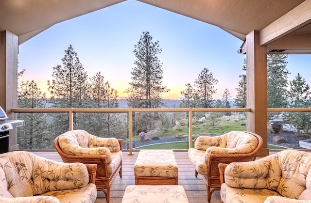 interior space featuring an outdoor living space