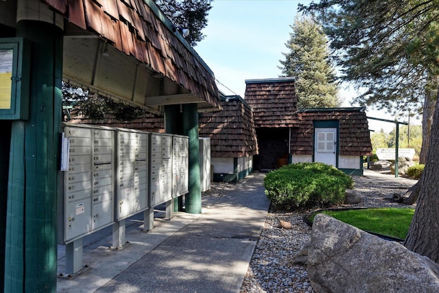 2121 E Upriver Dr # 19, Spokane, WA 99207 - view of community featuring mail area