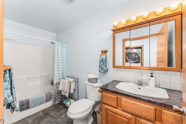 bathroom featuring vanity, shower / tub combo with curtain, backsplash, and toilet