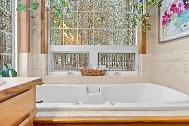 815 E Shelter Ln, Deer Park, WA 99006 - bathroom with a jetted tub and vanity