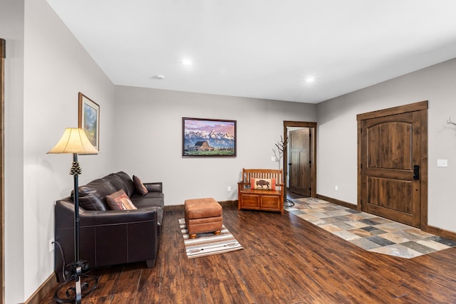 5034 Bittrich Antler Rd, Deer Park, WA 99006 - living room featuring baseboards, recessed lighting, and wood finished floors