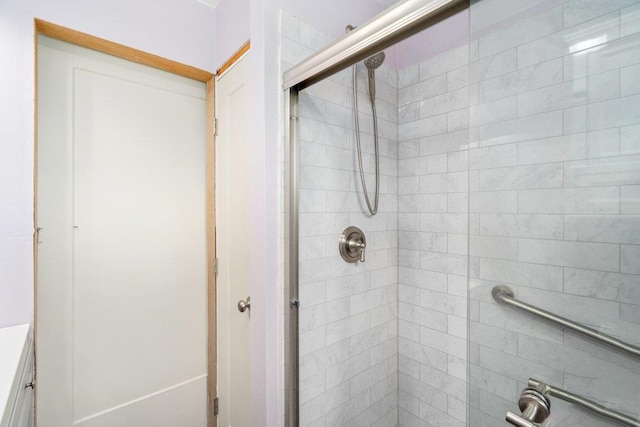 362 Panorama Dr, Newport, WA 99156 - full bathroom featuring a shower stall