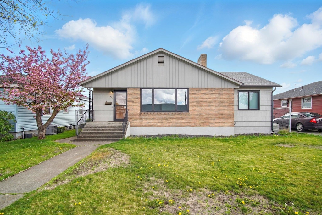 424 E Garland Ave, Spokane, WA 99207 - photo 1