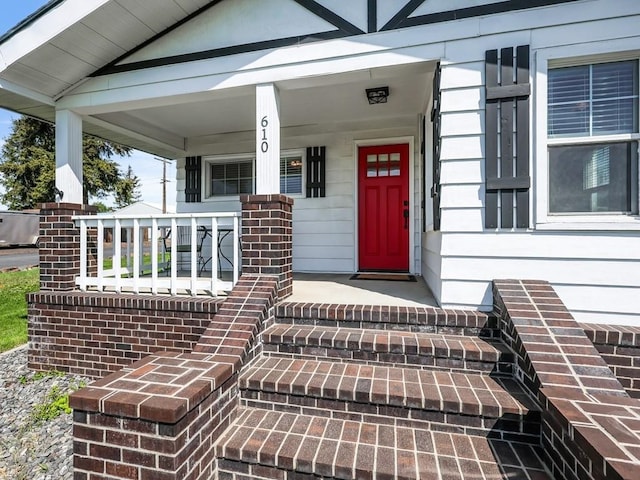 610 Ross St, Davenport, WA 99122 - view of exterior entry with covered porch