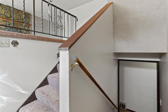 1317 S Woodlawn Rd, Spokane Valley, WA 99216 - stairway with visible vents