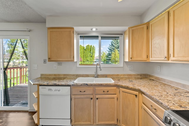 1317 S Woodlawn Rd, Spokane Valley, WA 99216 - kitchen featuring electric range, wood finished floors, light brown cabinetry, a sink, and dishwasher