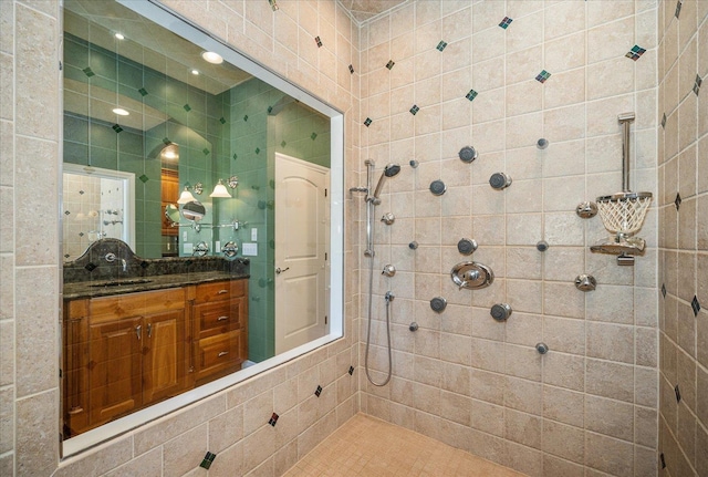 1909 E Pinecrest Rd, Spokane, WA 99203 - full bathroom featuring tiled shower and vanity