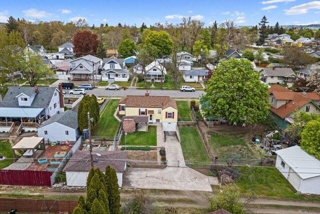 birds eye view of property featuring a residential view