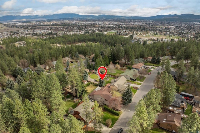 birds eye view of property featuring a residential view and a mountain view