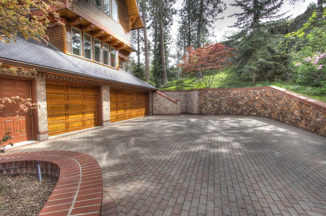 2010 E Pinecrest Rd, Spokane, WA 99203 - garage with decorative driveway