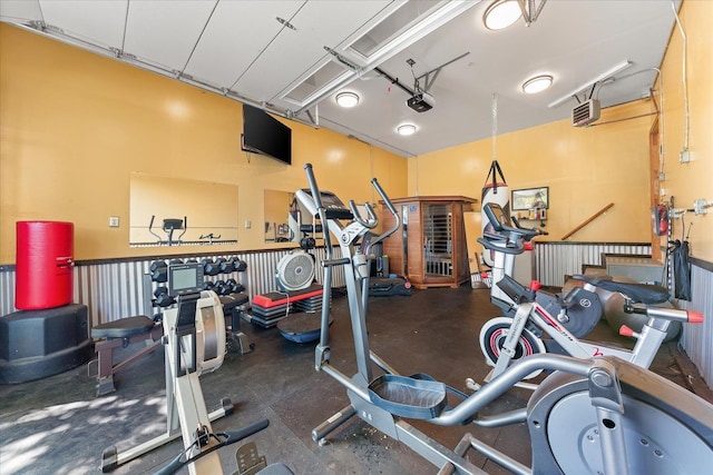 406 N Northridge Way, Fairfield, WA 99012 - gym featuring a garage