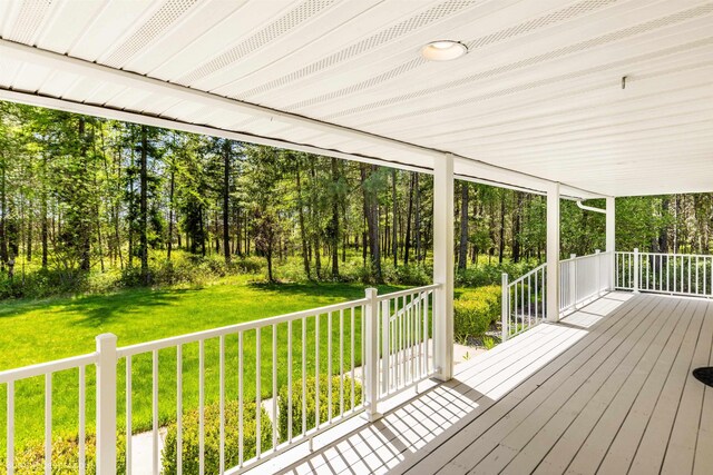 2712 W Eden Ln, Deer Park, WA 99006 - deck with a yard