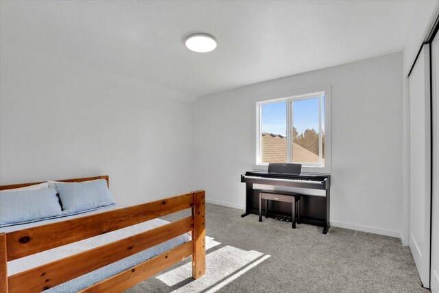 32715 N Elk Chattaroy Rd, Chattaroy, WA 99003 - bedroom featuring baseboards and carpet flooring