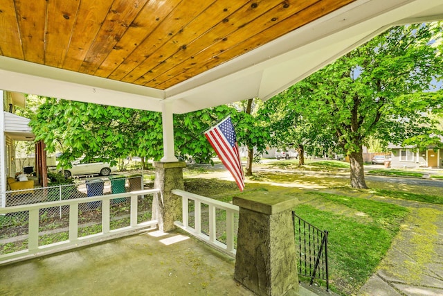 view of patio / terrace with covered porch