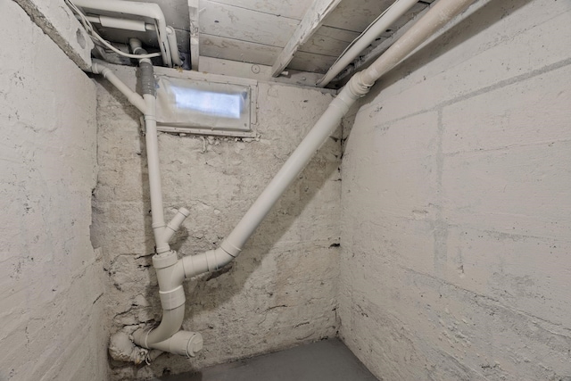 view of unfinished basement