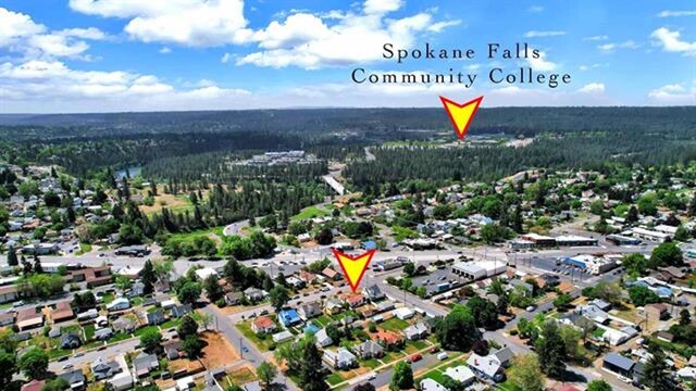 2424 W Fairview Ave, Spokane, WA 99205 - aerial view of residential area with a heavily wooded area