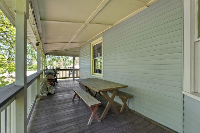 901 W 15th Ave, Spokane, WA 99203 - view of wooden terrace