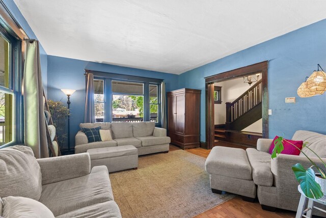 901 W 15th Ave, Spokane, WA 99203 - living room featuring wood finished floors and stairs