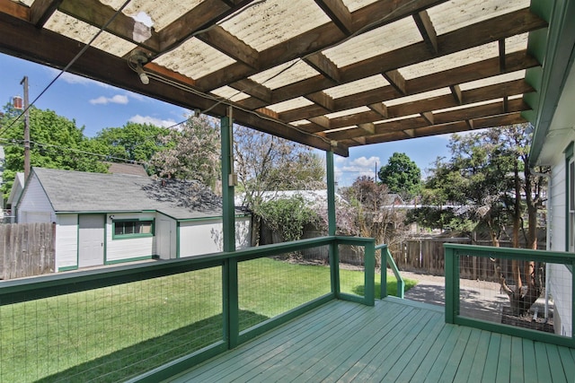 314 W Buckeye Ave, Spokane, WA 99205 - wooden terrace with an outdoor structure