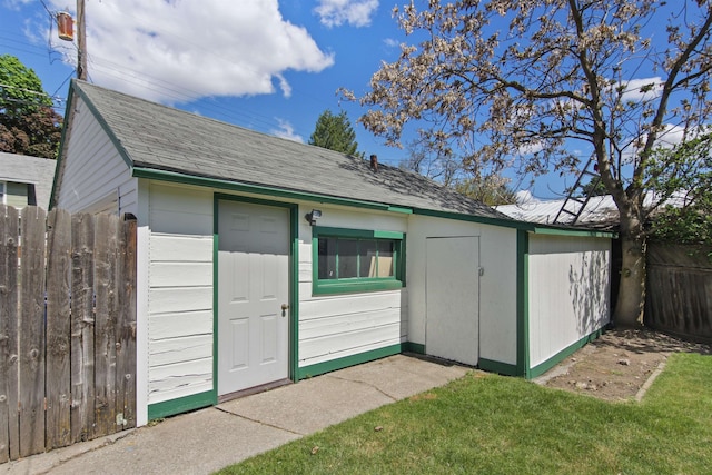 314 W Buckeye Ave, Spokane, WA 99205 - view of outbuilding with an outbuilding