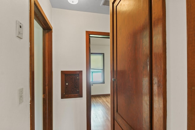 314 W Buckeye Ave, Spokane, WA 99205 - hallway featuring wood finished floors