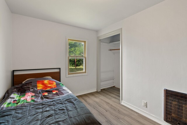 16813 E Valleyway Ave, Spokane Valley, WA 99037 - bedroom featuring wood finished floors and baseboards