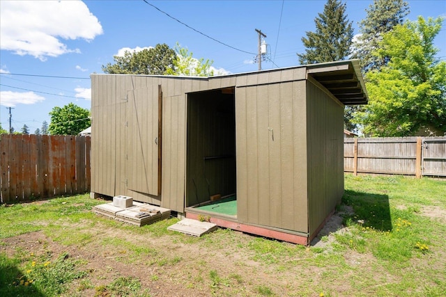 1207 E Wabash Ave, Spokane, WA 99207 - view of shed featuring a fenced backyard