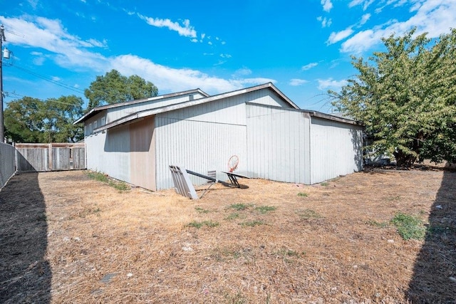1725 N Park Rd, Spokane Valley, WA 99212 - view of outbuilding with fence