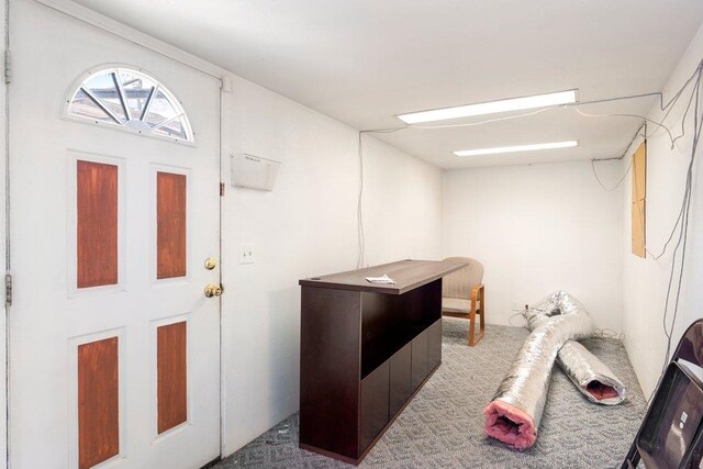 1725 N Park Rd, Spokane Valley, WA 99212 - foyer with carpet