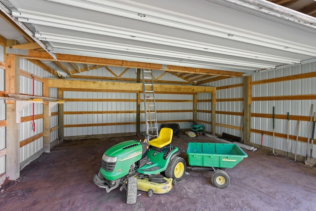 2238 Green Rd, Newport, WA 99156 - garage with metal wall