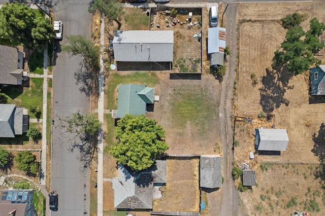 aerial view of property and surrounding area