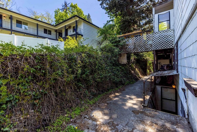 1114 W 7th Ave, Spokane, WA 99204 - view of side of home