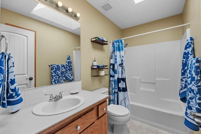 5612 N Vista Grande Dr, Otis Orchards, WA 99027 - full bathroom featuring tile patterned flooring, shower / bath combo, toilet, and vanity
