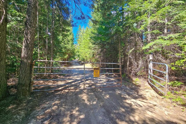 270 Lupine Ln, Newport, WA 99156