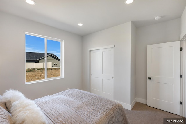 5741 S Sherri Lea Rd, Spokane, WA 99224 - bedroom featuring carpet flooring, baseboards, and recessed lighting