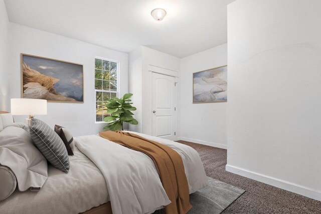 217 S Broadway St, Tekoa, WA 99033 - carpeted bedroom featuring baseboards