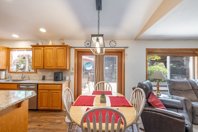 5123 E Lane Park Ct, Mead, WA 99021 - dining space featuring dark wood-type flooring, healthy amount of natural light, and recessed lighting