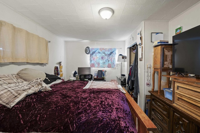420 E Sanson Ave, Spokane, WA 99207 - bedroom with ornamental molding