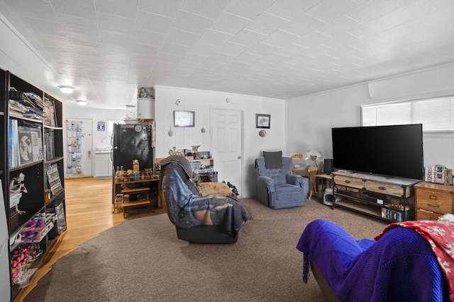 420 E Sanson Ave, Spokane, WA 99207 - living room with ornamental molding and light wood-style flooring