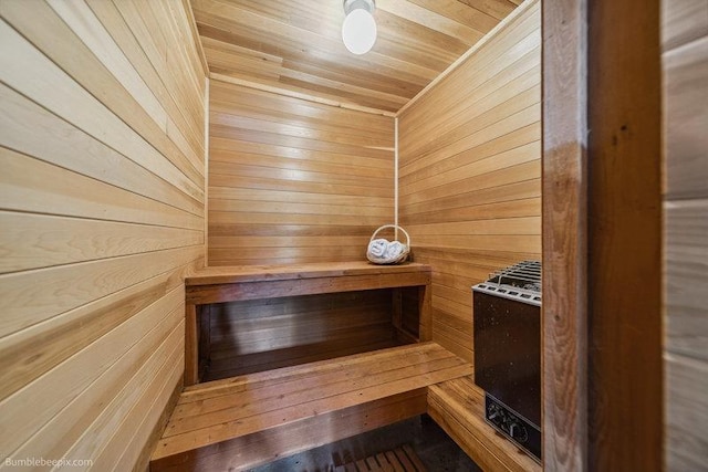 10511 E Cimmaron Dr, Spokane, WA 99206 - relaxing sauna with wood walls and wood ceiling