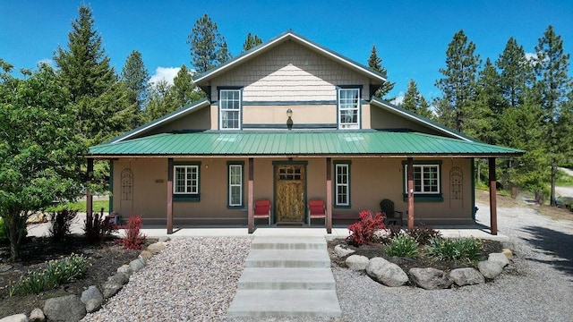 view of front facade featuring covered porch