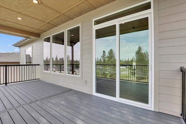 7025 E Beverly Ave, Spokane Valley, WA 99212 - view of wooden terrace