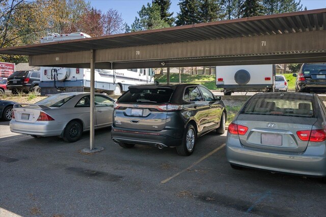 6019 E 6th Ave Unit L-201, Spokane, WA 99212 - view of covered parking lot