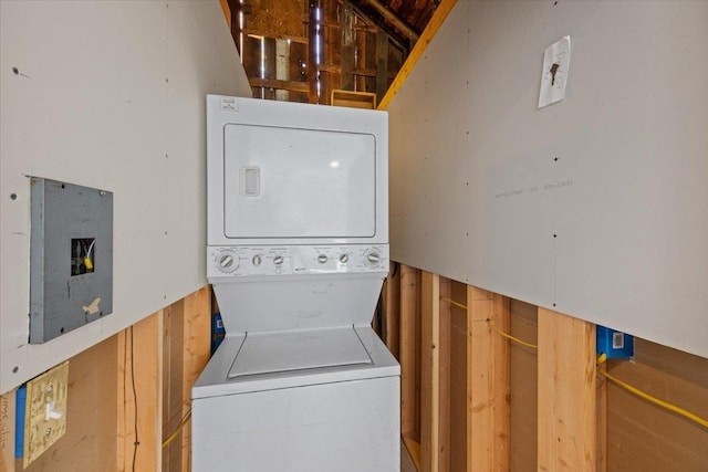 23605 E Beach Ln, Newman Lake, WA 99025 - washroom with stacked washer and clothes dryer and electric panel